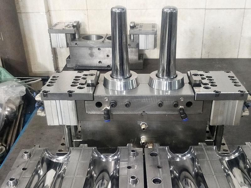 镇沅模具制造-05