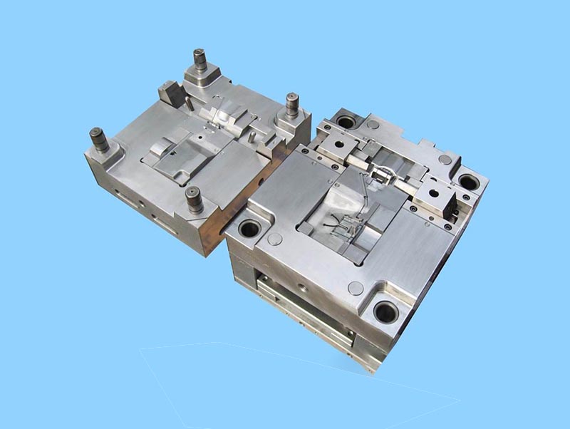 镇沅精密塑料模-03